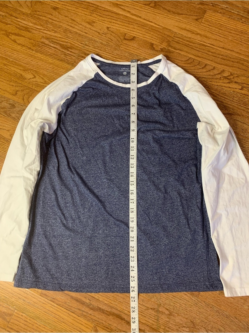 3/$15 Urban Heritage Blue & White Raglan Baseball Tee Long Sleeve Size XL - Picture 5 of 7